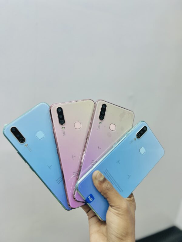 vivo Y17 (8/256 জিবি)