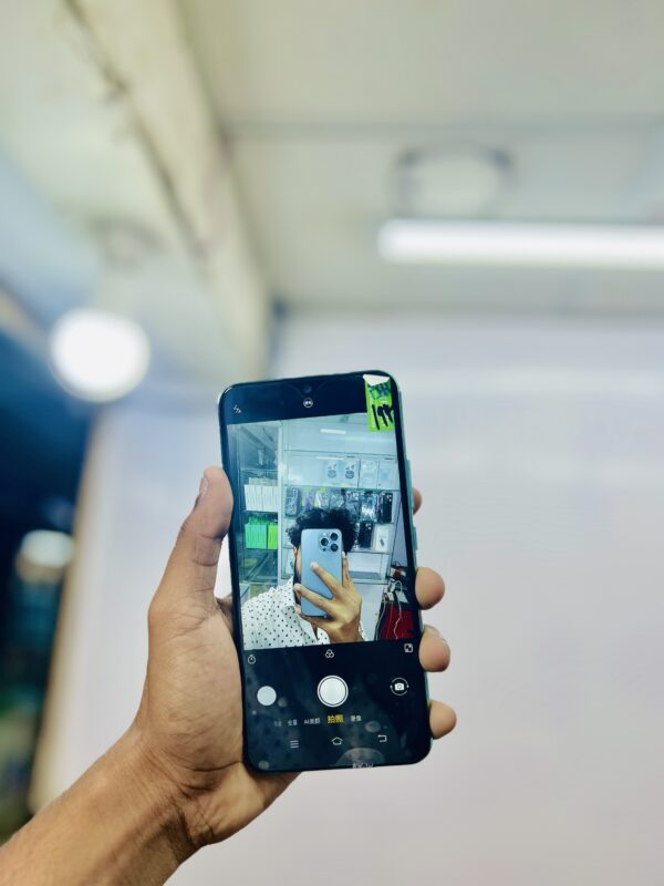vivo Y17 (8/256 জিবি)