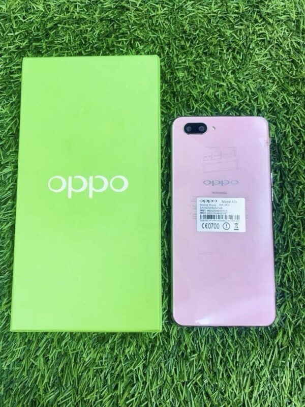Oppo A3s (6/128GB) Big Battery, Dual Camera.